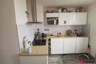 Appartement 4 pièces 990 €