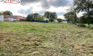 Terrain  1555 m² à vendre à Saint-Maurice-des-Lions (16500)