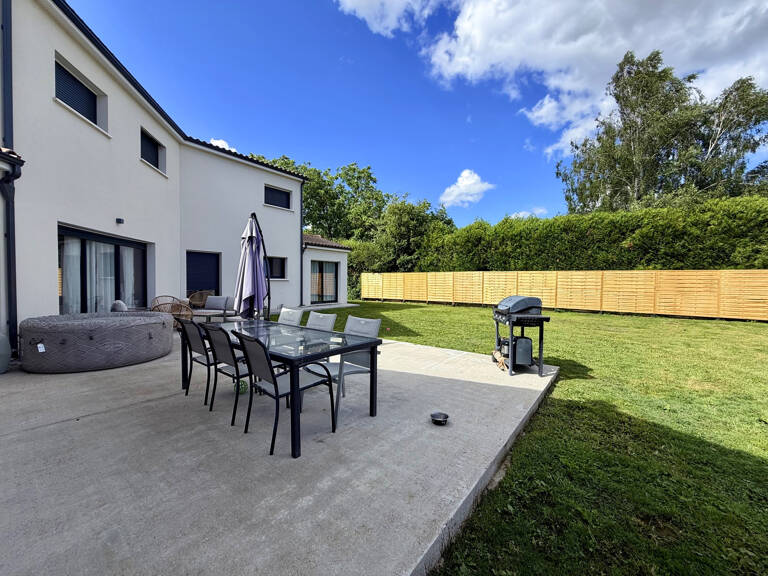 FONTAINE-LE-COMTE, maison contemporaine de 178m2 — photo 1