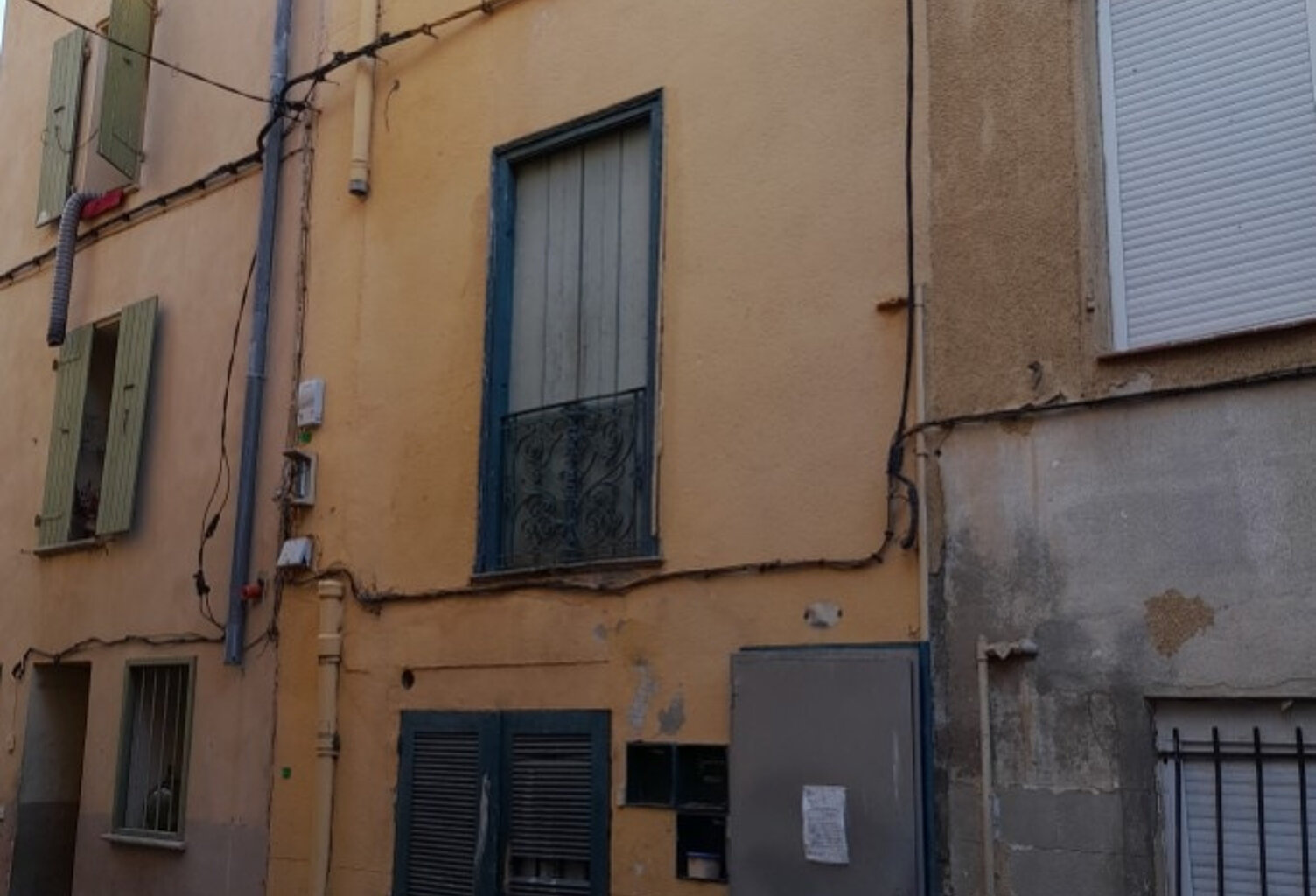 Petit Immeuble de 3 studios à rénover — photo 1