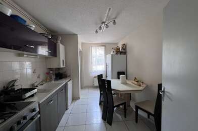 Appartement 5 pièces 140400 €