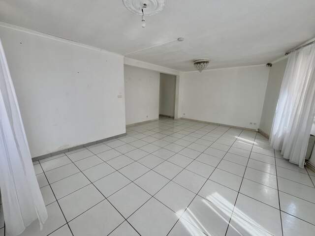 Appartement de 5 pièces principales — photo du bien