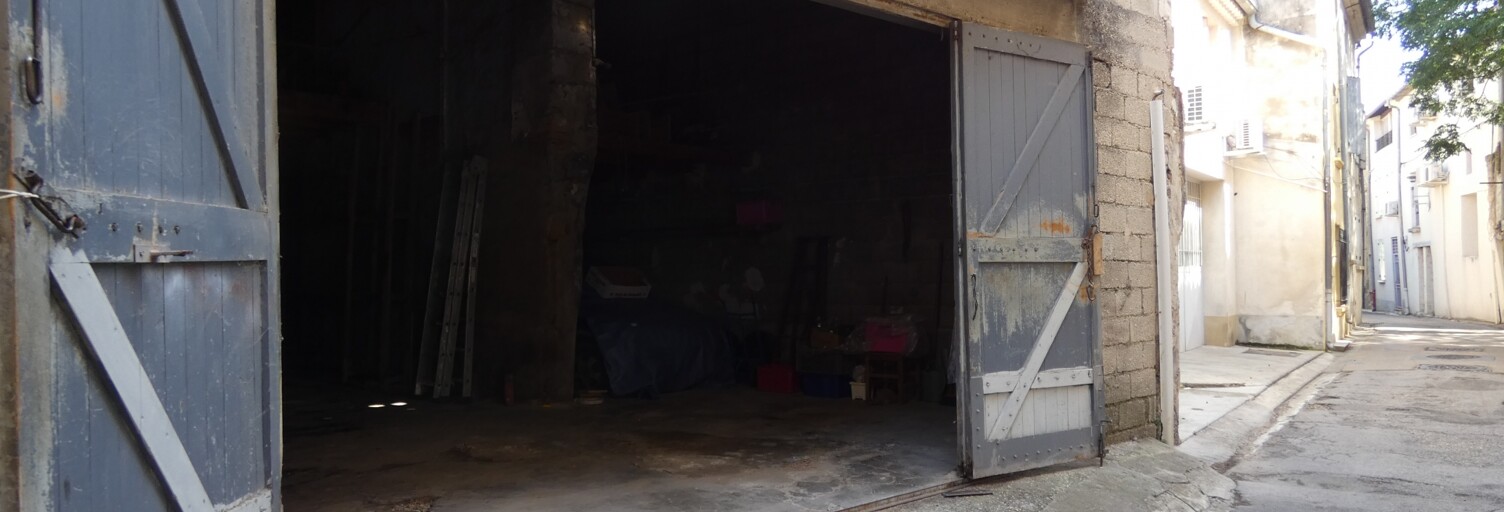 Garage  90 m² à vendre à Sorgues (84700)
