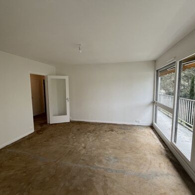 Appartement 4 pièces 167000 €