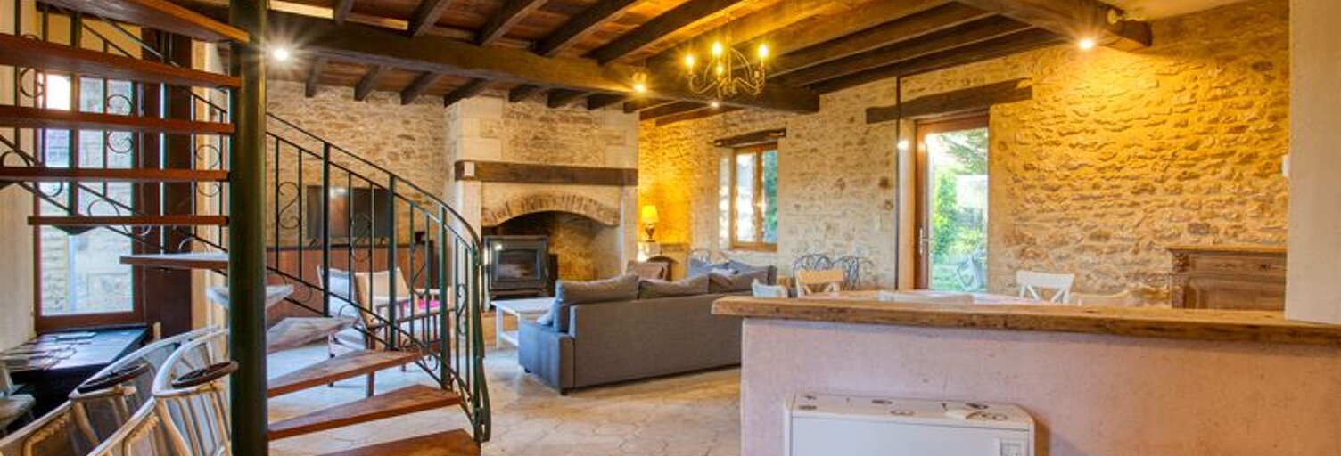 Maison 7 Pièces 180 m² à vendre à Saint-Léon-sur-Vézère (24290)