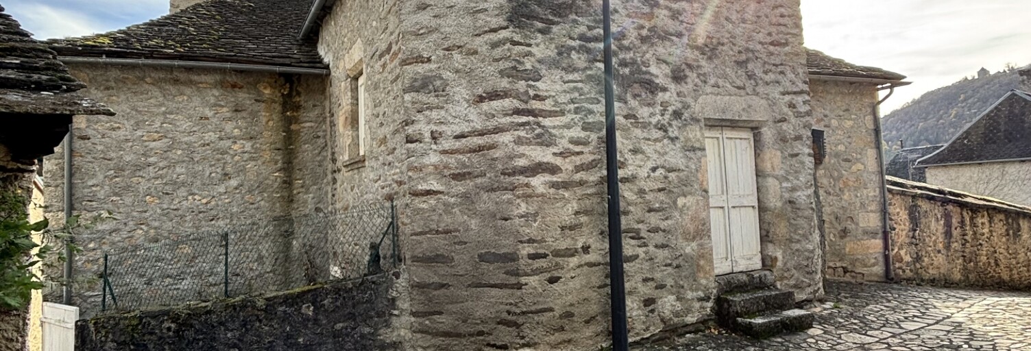 Maison 9 Pièces 231 m² à vendre à Chaudes-Aigues (15110)