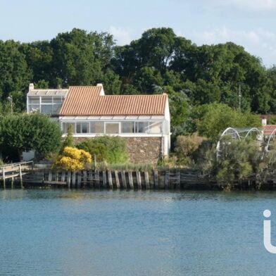 Maison 8 pièces 493500 €