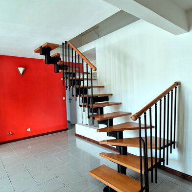 Appartement 5 pièces 225000 €