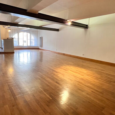 Commerce  419000 €