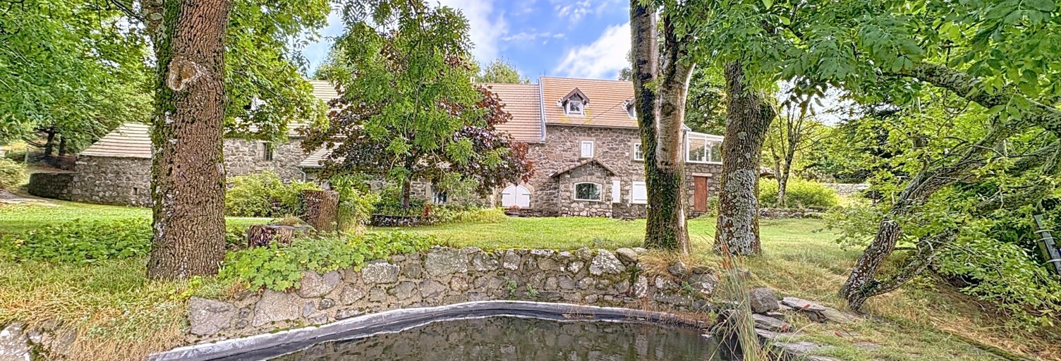 Maison 7 Pièces 275 m² à vendre à Lachamp-Raphaël (07530)