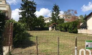 Terrain  586 m² à vendre à Saint-Germain-en-Laye (78100)