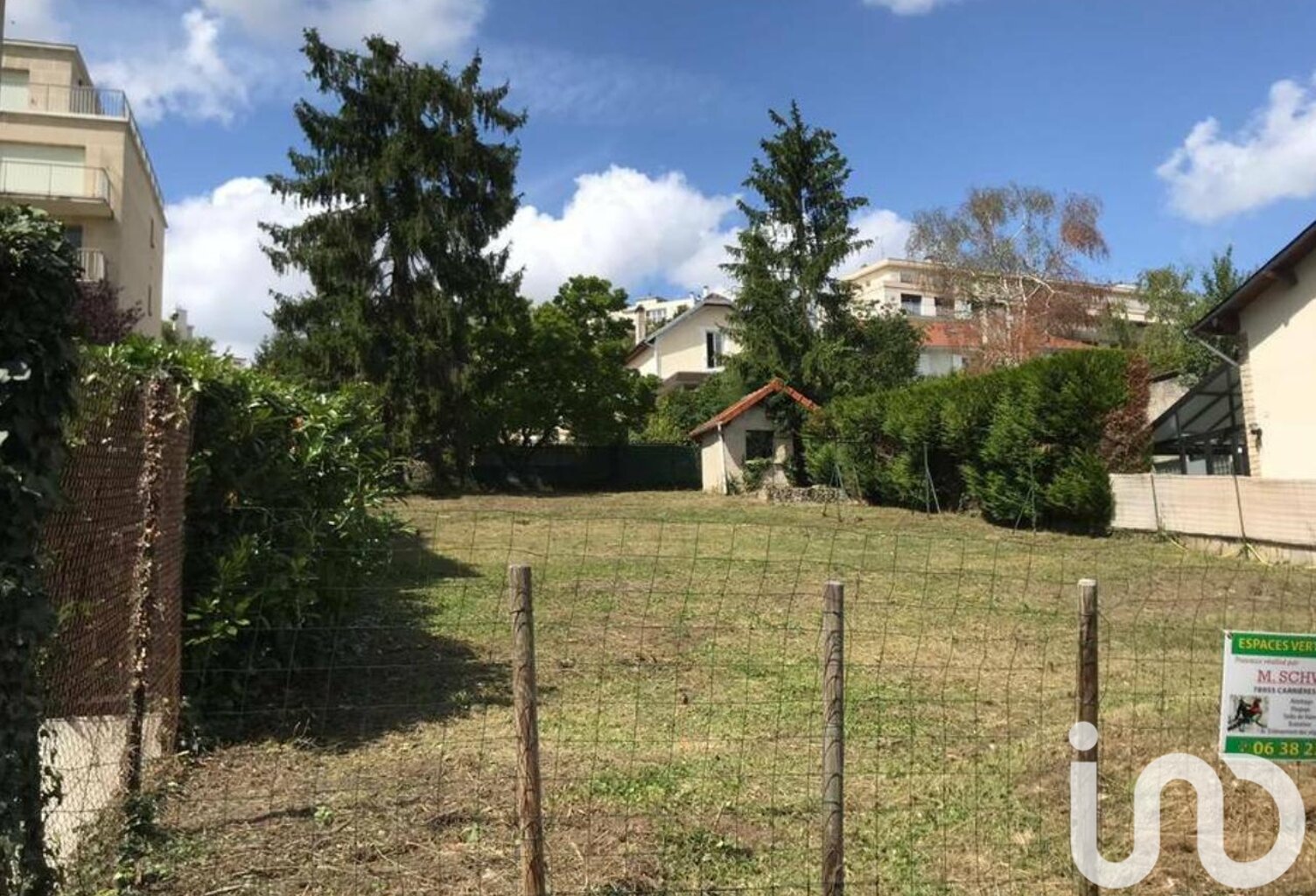Vente Terrain 586 m&sup2; — photo 1