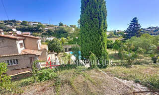 Maison 8 Pièces 230 m² à vendre à Cagnes-sur-Mer (06800)