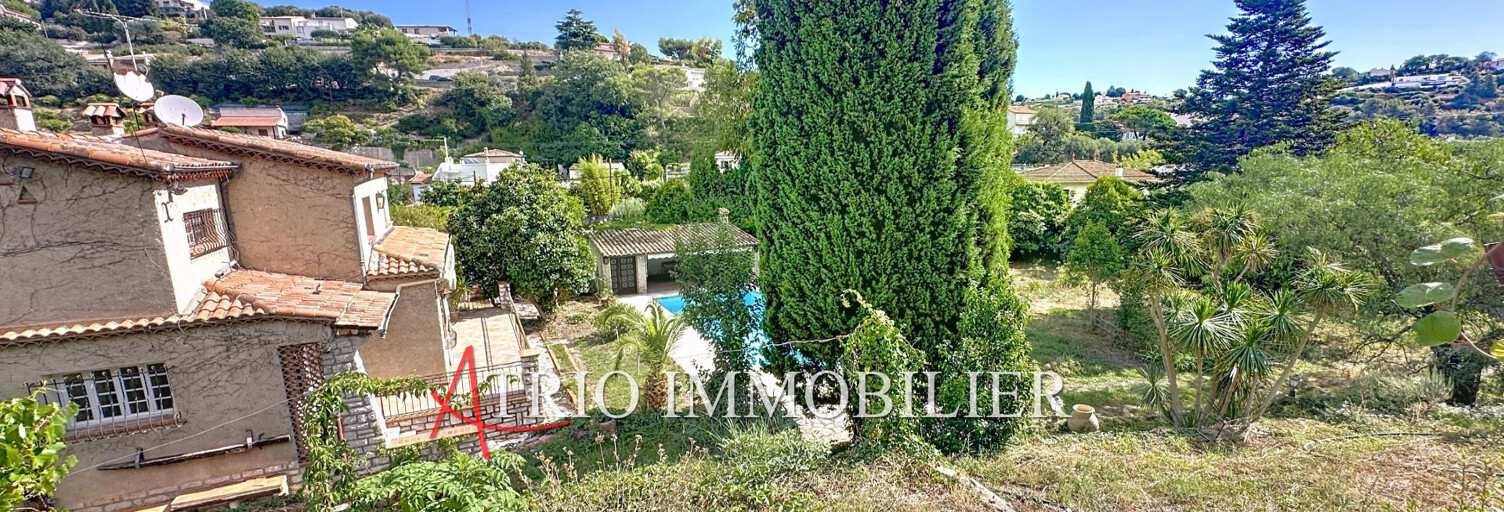 Maison 8 Pièces 230 m² à vendre à Cagnes-sur-Mer (06800)