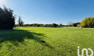 Terrain  700 m² à vendre à Saint-Germain-du-Puch (33750)