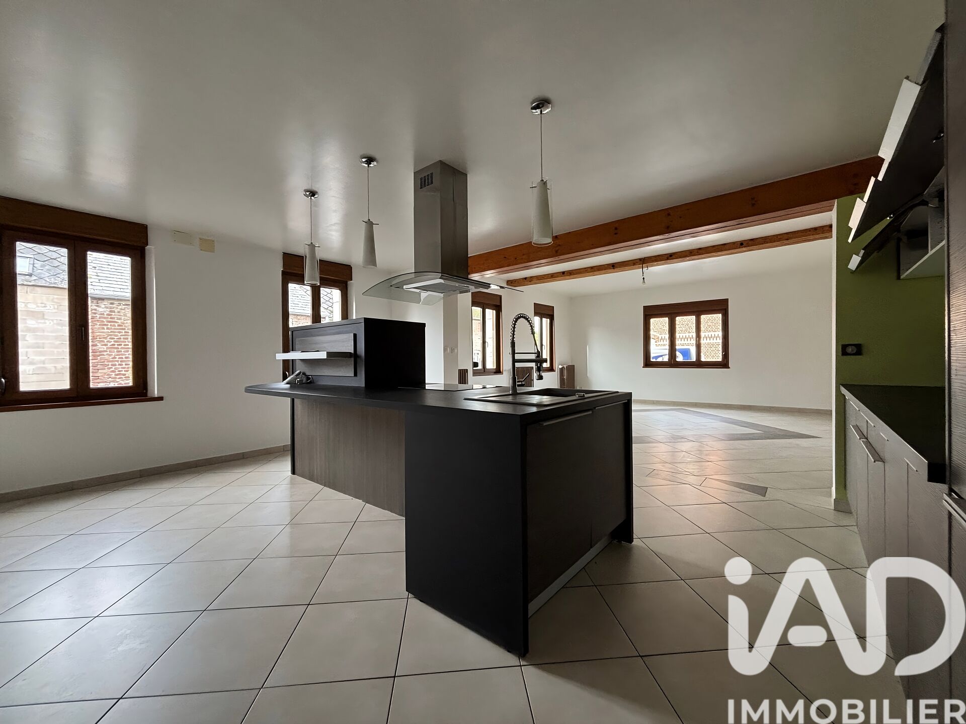 Montigny-En-Arrouaise - 235m² - 6p. - 4ch.