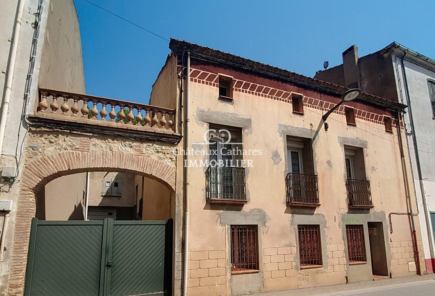 Maison de village, grange — photo 1