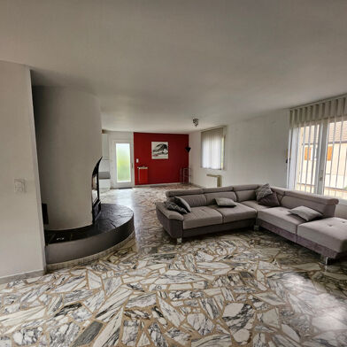 Maison 6 pièces 149000 €