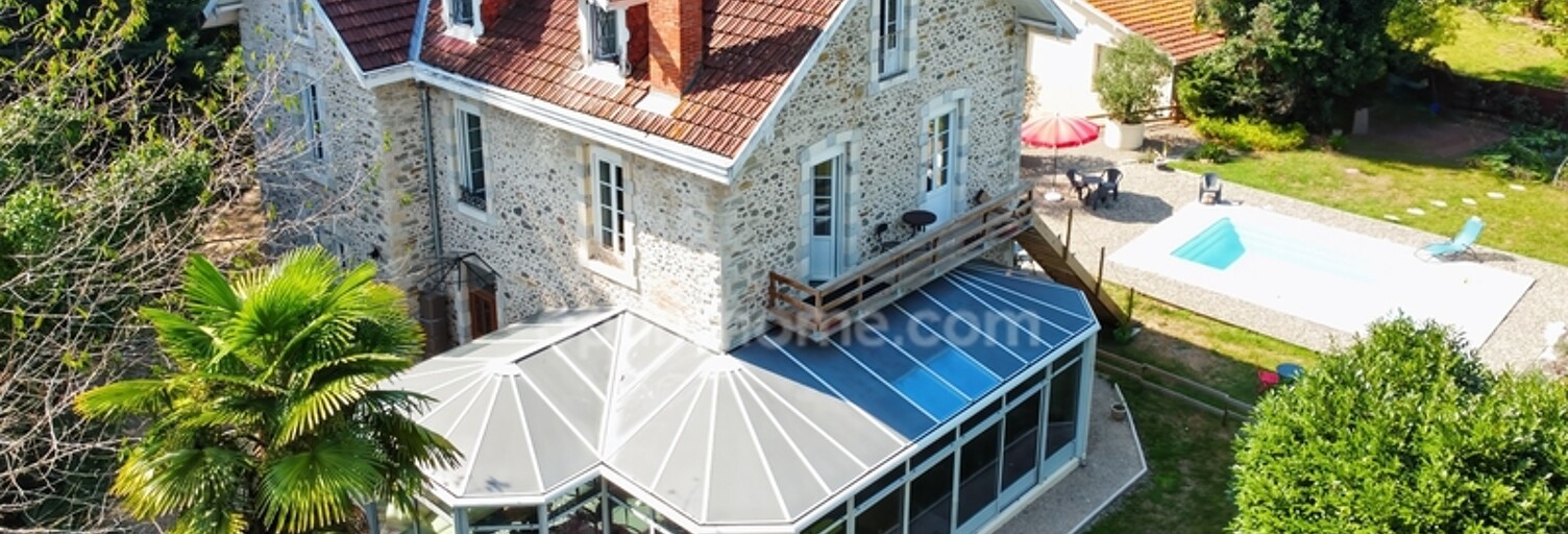 Maison 6 Pièces 262 m² à vendre à Bidache (64520)