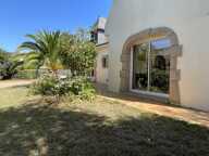 MAISON FAMILIALE - 6 CHAMBRES - GRAND TERRAIN — photo 4