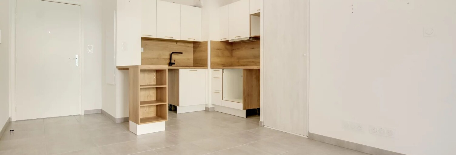 Appartement 1 Pièce 24 m² à vendre à Saint-André-de-la-Roche (06730)