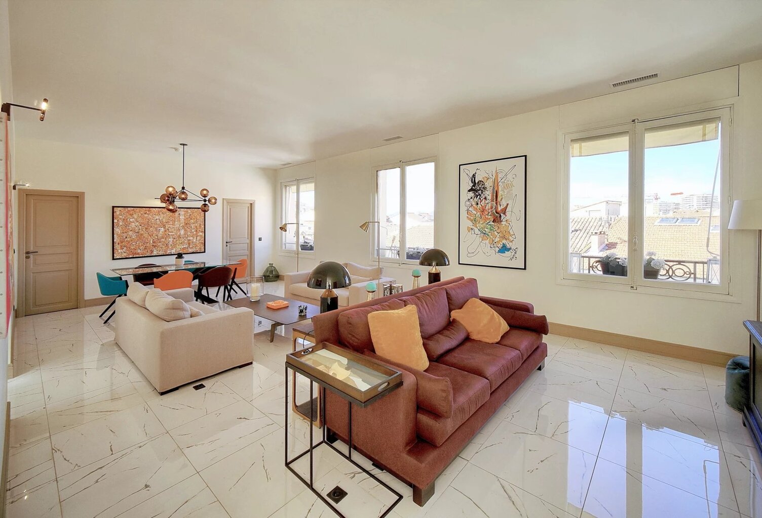 4 pièces rénové – Immeuble Bourgeois Cannes Centre – Prestations — photo 1