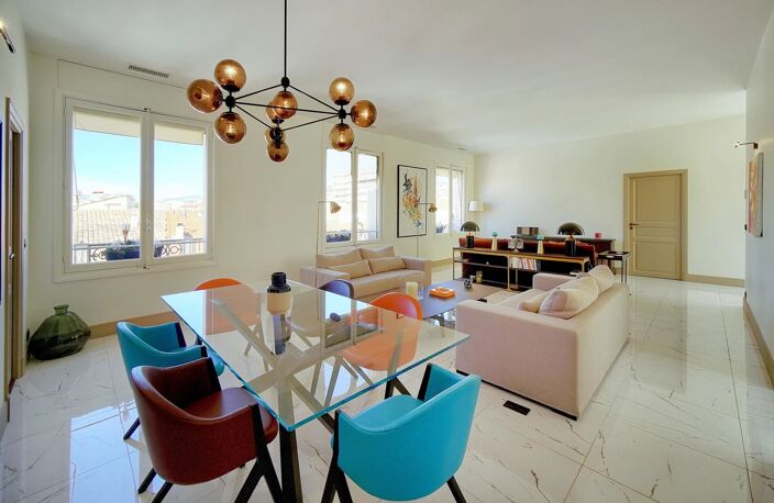 4 pièces rénové – Immeuble Bourgeois Cannes Centre – Prestations — photo 4