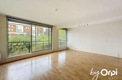 Appartement 4 pièces 230000 €