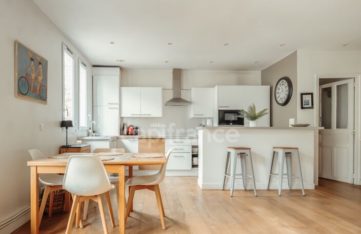 Appartement à vendre 4 pièces SAINT CLOUD (92) — photo 3