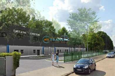 Local industriel  895860 €