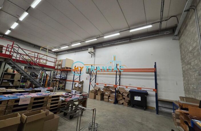 My transac vous propose à la location des locaux d'activité et bureaux sur la commune de IVRY SUR SEINE — photo 4