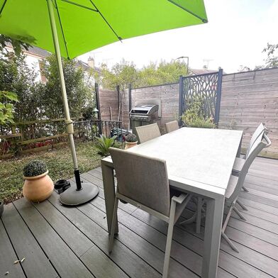 Maison 5 pièces 359000 €