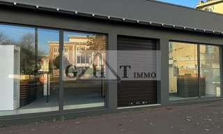 Commerce  411 m² à louer à Saint-Maur-des-Fossés (94210)