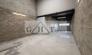 Local industriel  85 m² à louer à Saint-Pierre-du-Perray (91280)