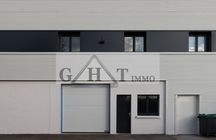 Entrepôt de 151 m² à louer à Moissy Cramayel — photo 3