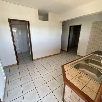 Appartement 3 pièces 987 €