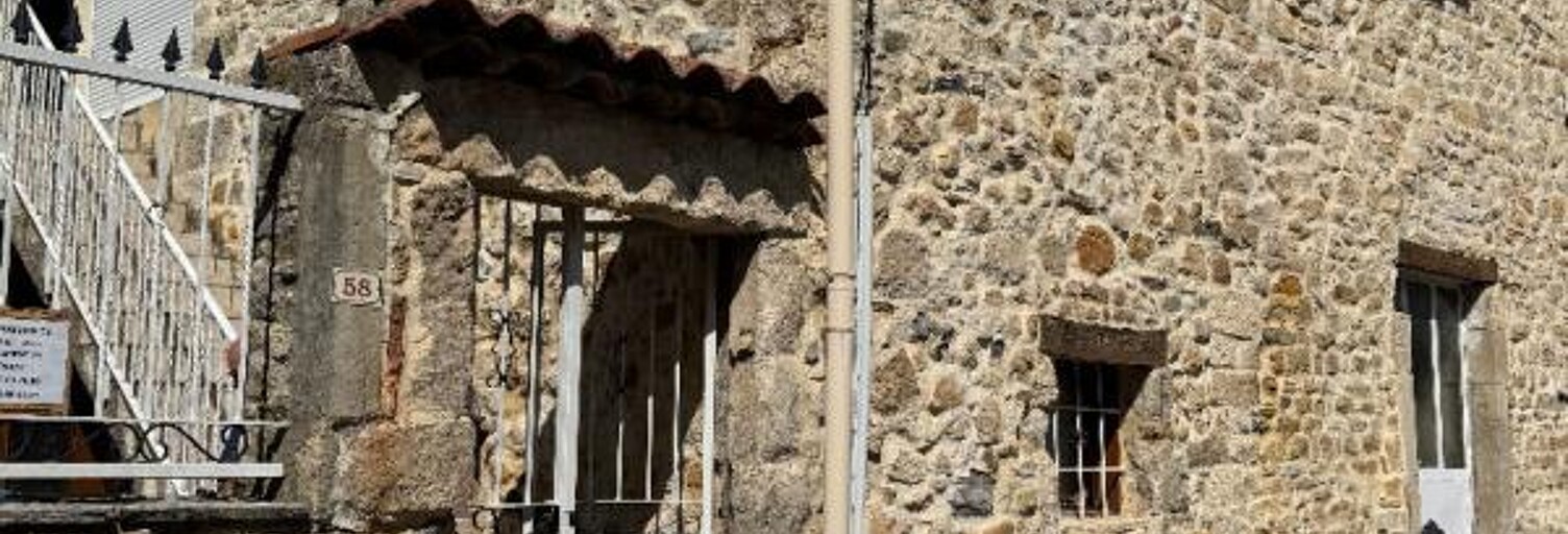 Maison 7 Pièces 128 m² à vendre à Barjac (30430)