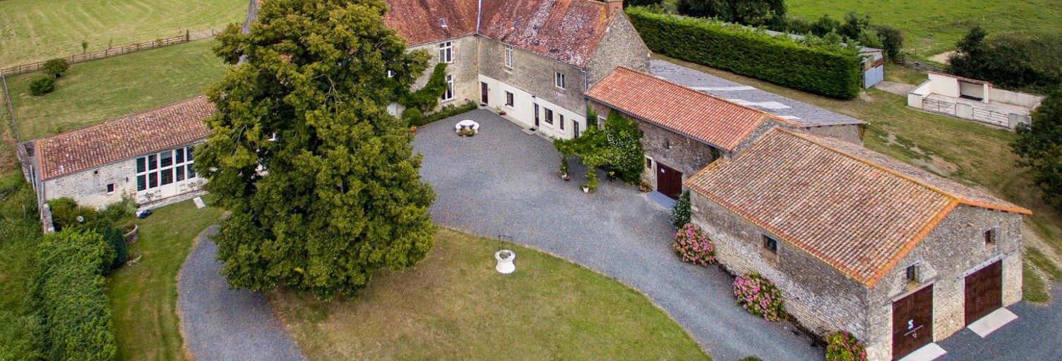 Maison 15 Pièces 351 m² à vendre à Saint-Hilaire-des-Loges (85240)