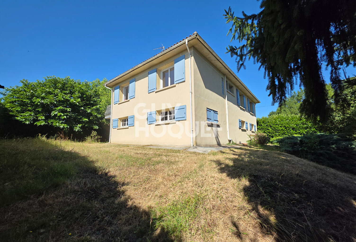Maison avec jardin — photo 1