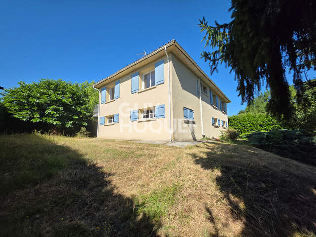Maison avec jardin — photo du bien