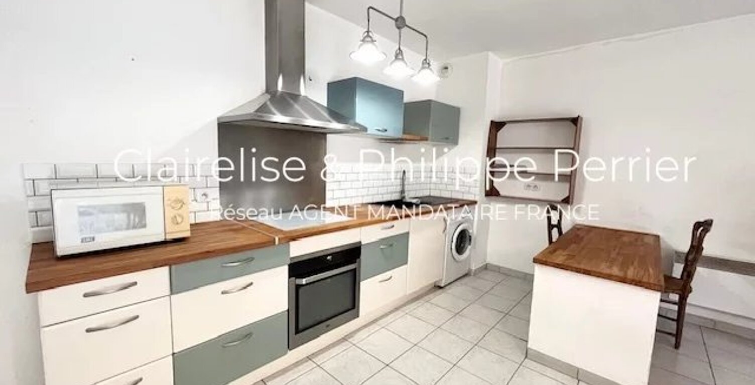 APPARTEMENT CARCÈS au cœur du village au calme — photo 1