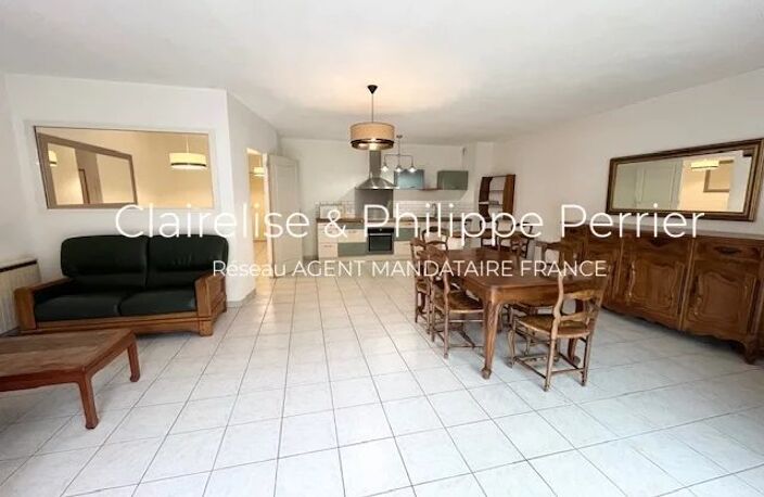 APPARTEMENT CARCÈS au cœur du village au calme — photo 3