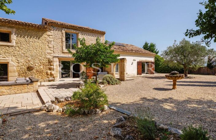 Authentique mas du XVII ème siècle en pierre, 360 m² sur terrain — photo 3