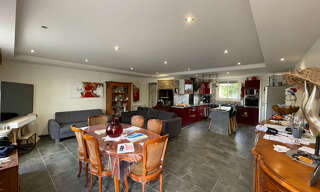 Immeuble  387 m² à vendre à Soumoulou (64420)