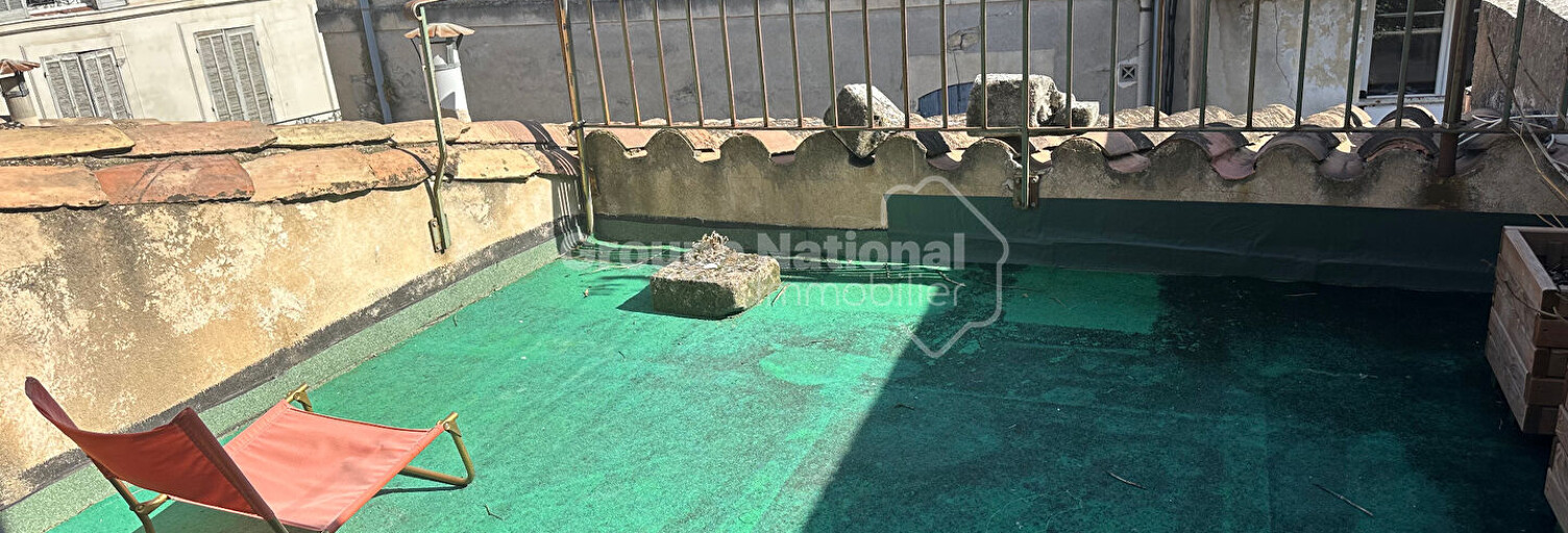 Immeuble  130 m² à vendre à Arles (13200)