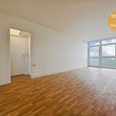 Appartement 3 pièces 108000 €