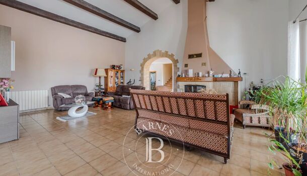 Villa / Maison 8 pièces  à vendre Aix-en-Provence 13100