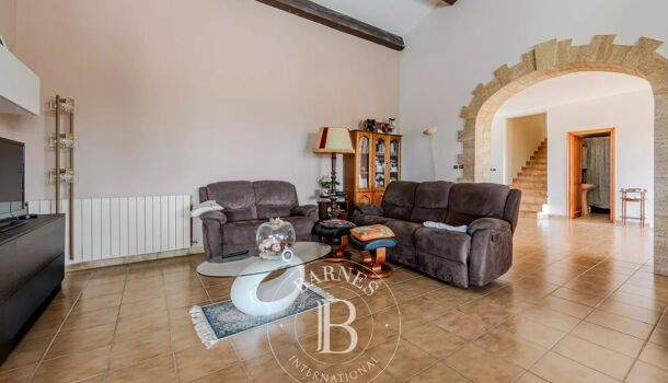 Villa / Maison 8 pièces  à vendre Aix-en-Provence 13100