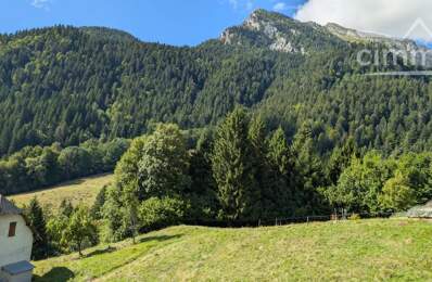 Terrin de 1910 m2 constructible avec magnifique vue montagnes — photo du bien