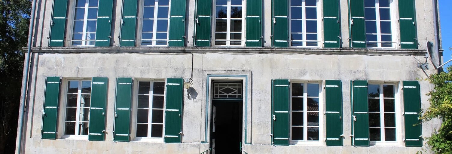 Maison 7 Pièces 240 m² à vendre à Saintes (17100)